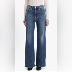 Levi's RIBCAGE BELL NWT - A New York Moment